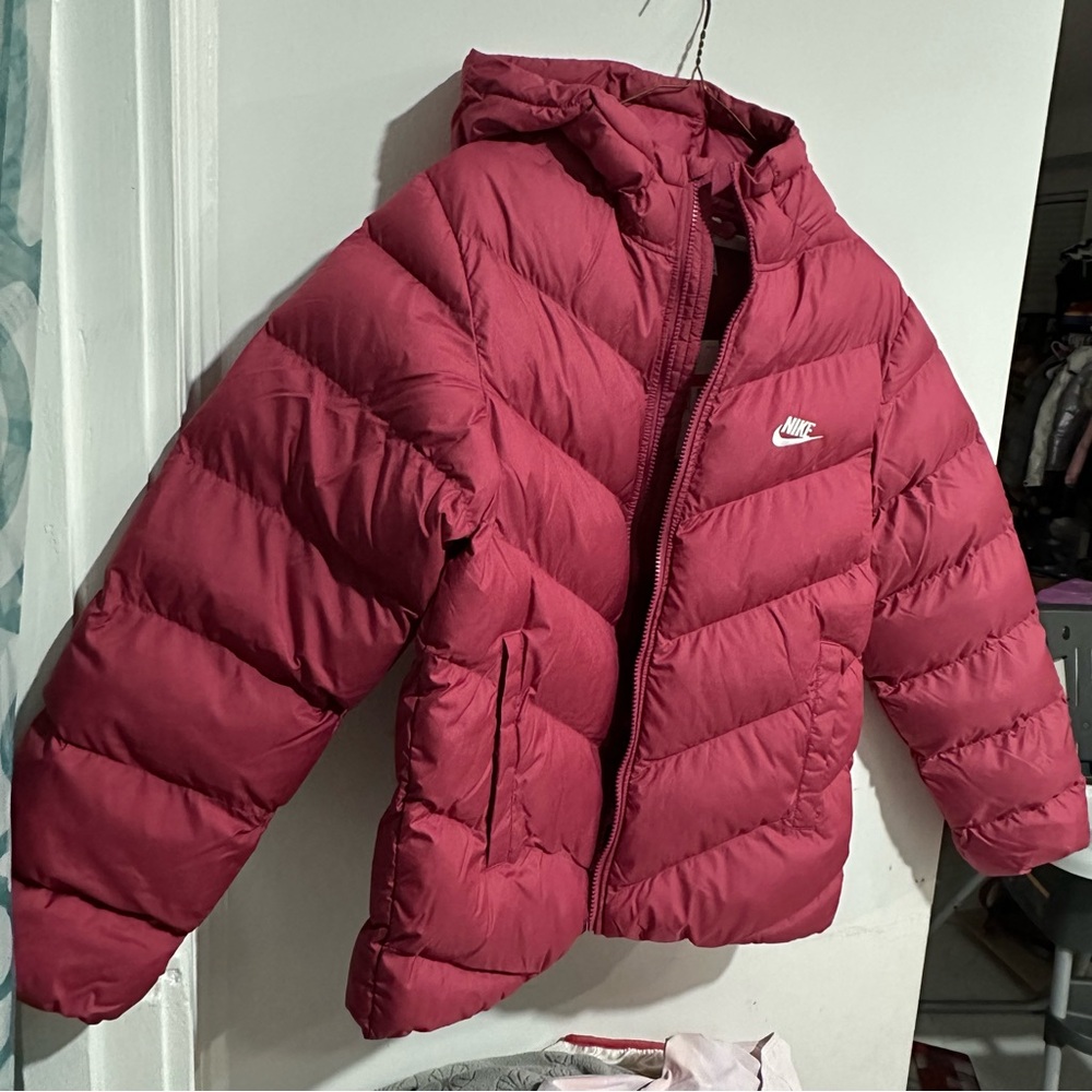 Nike Kid's Therma-FIT Puffer Jacket with hood-Large NWT